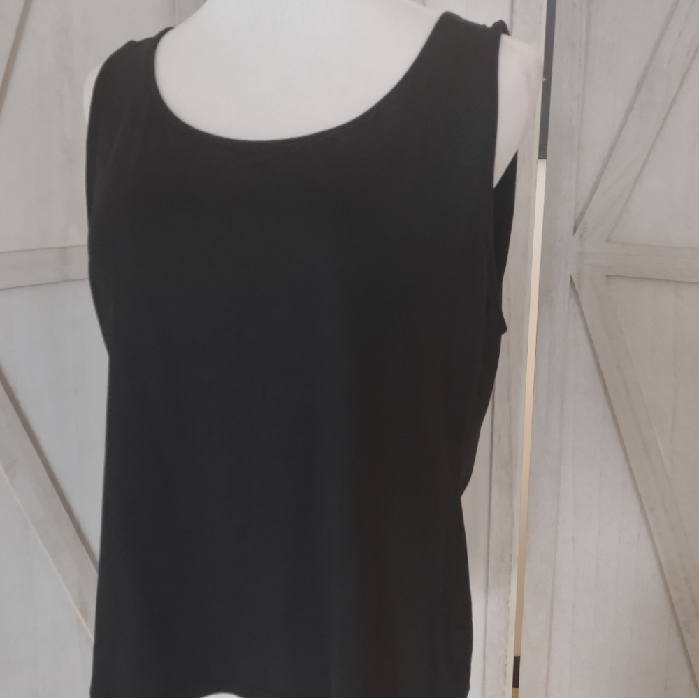 Black Shell Tank Top - Picture 16 of 16